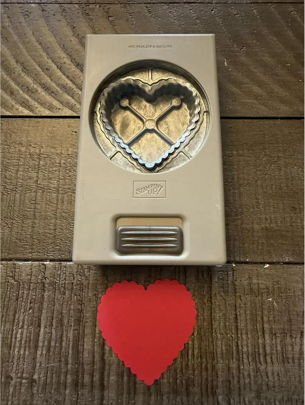 Stampin’ Up Scalloped Heart Shape Punch